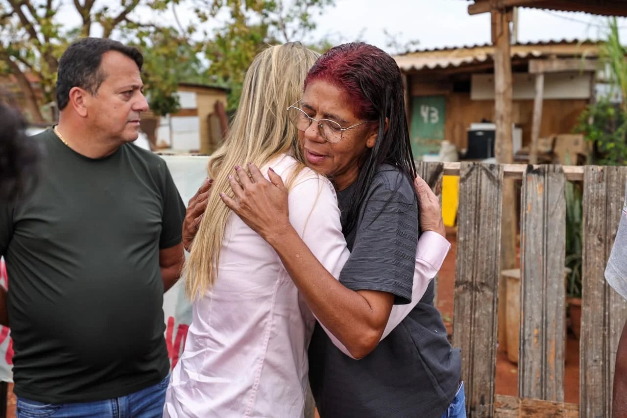 Celina Leão visita áreas atingidas pelo temporal em Planaltina e Arapoanga e mobiliza força-tarefa
