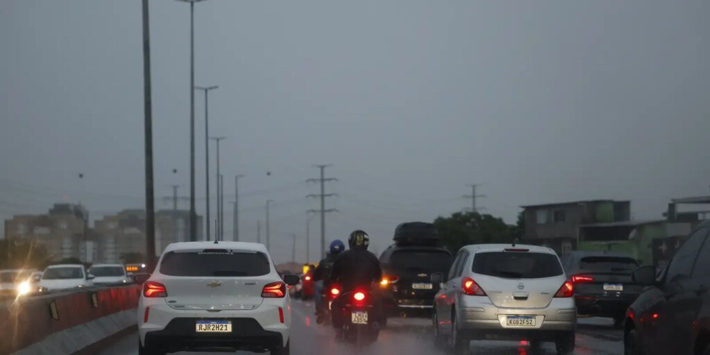 Chuva chega ao interior do Nordeste depois de seca prolongada