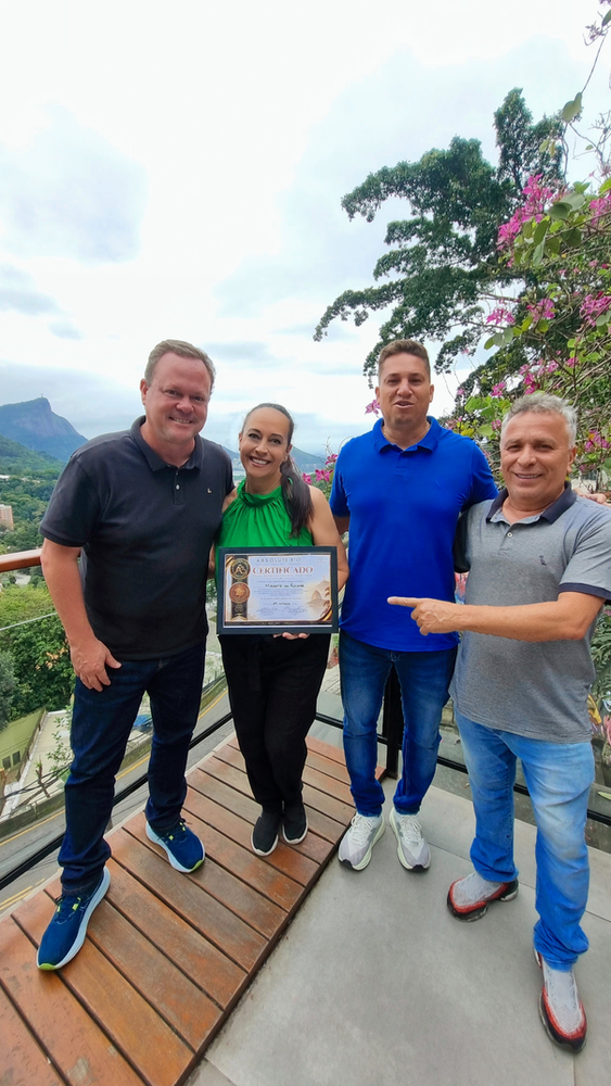 Mirante da Rocinha conquista o Prêmio: Selo e Certificado Absolutamente Carioca