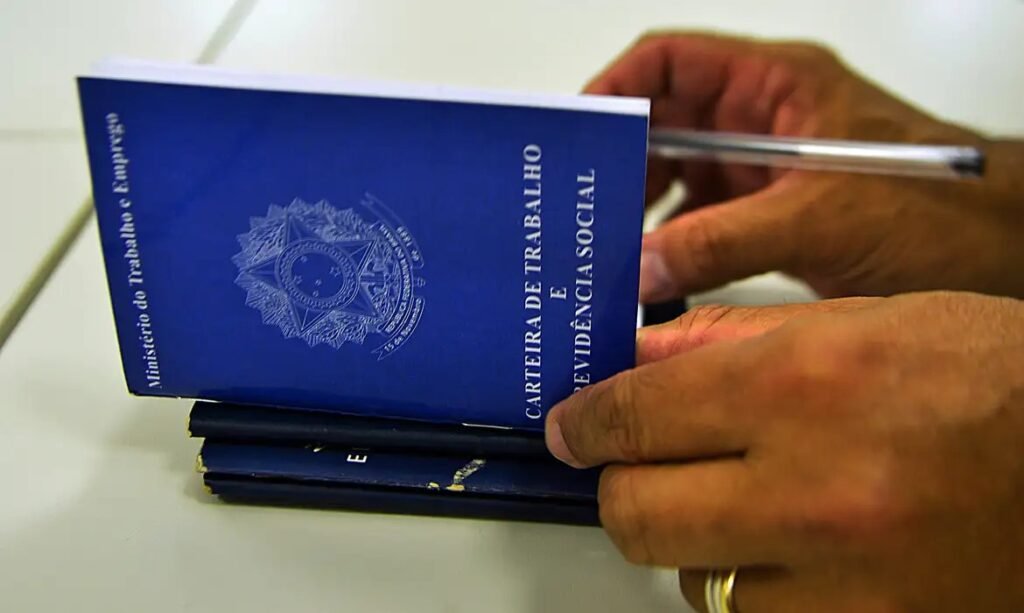 Agências do trabalhador do DF oferecem 863 vagas nesta quinta-feira