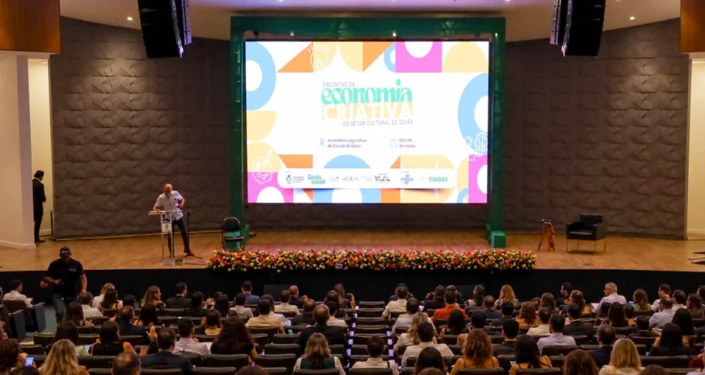 Campo Alegre e Cristalina recebem capacitação gratuita para profissionais da cultura