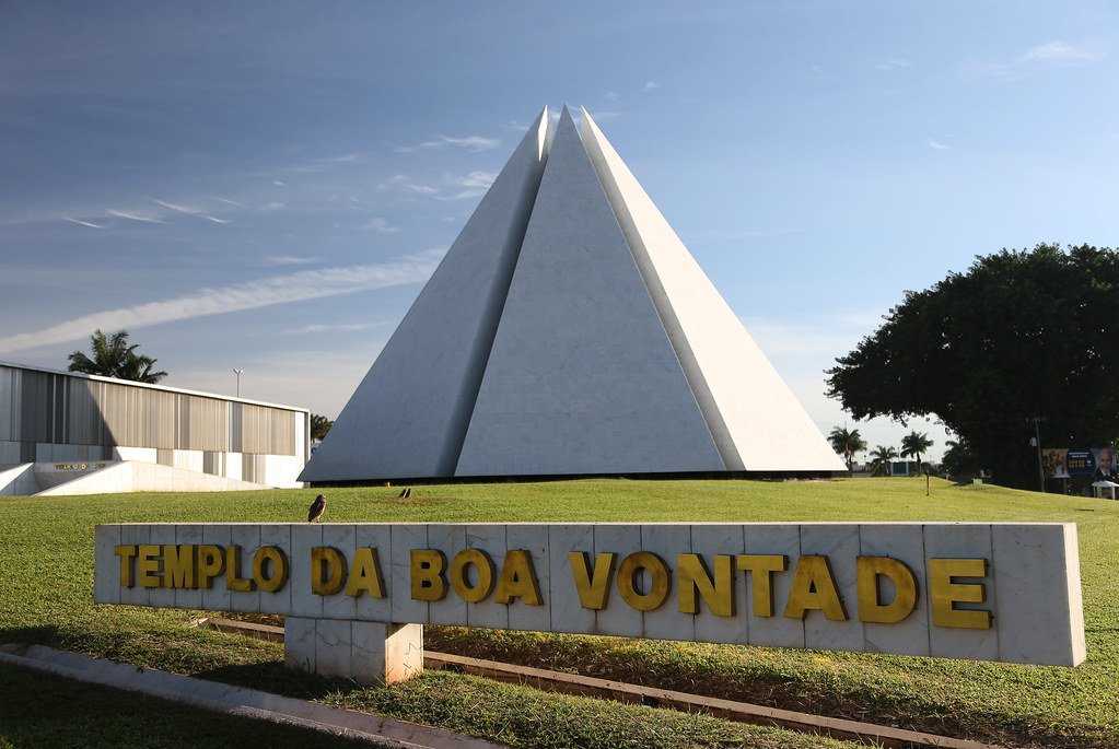 Dia de Finados: Templo da Boa Vontade terá programação especial em Brasília