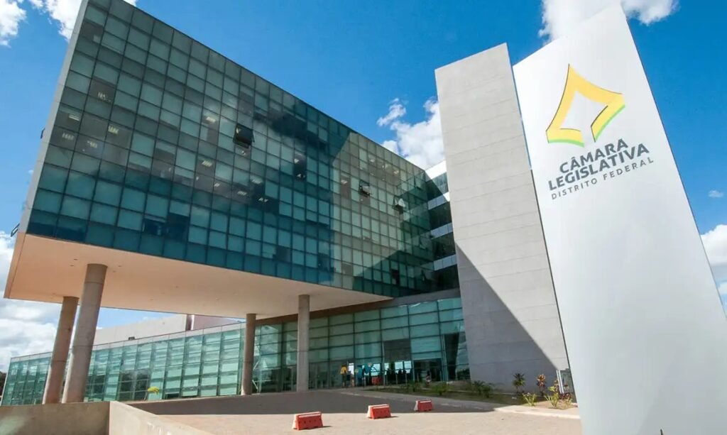 GDF envia à CLDF projeto para mudar previdência dos servidores