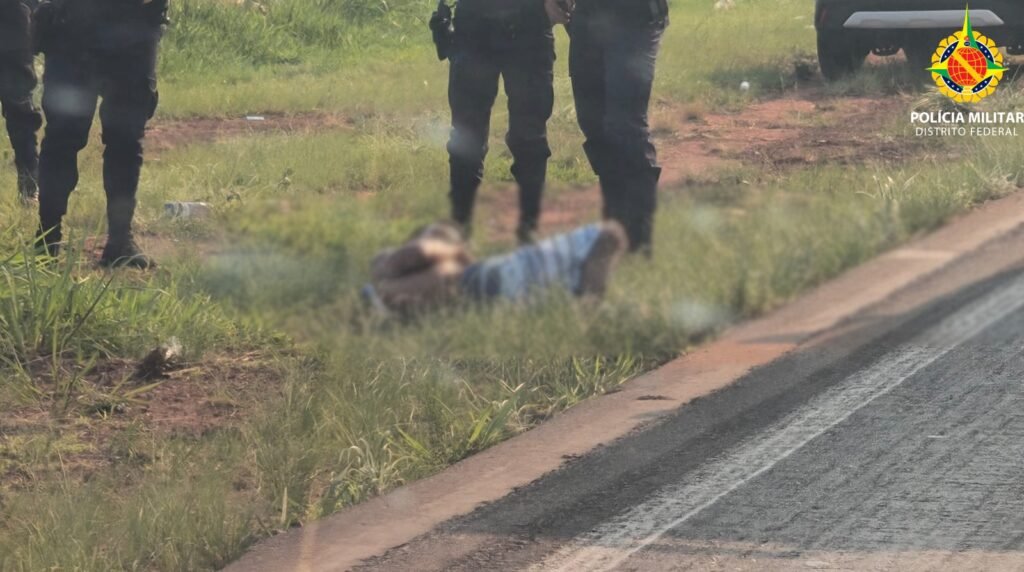 Suspeito de feminicídio é preso após pular de passarela na BR-070